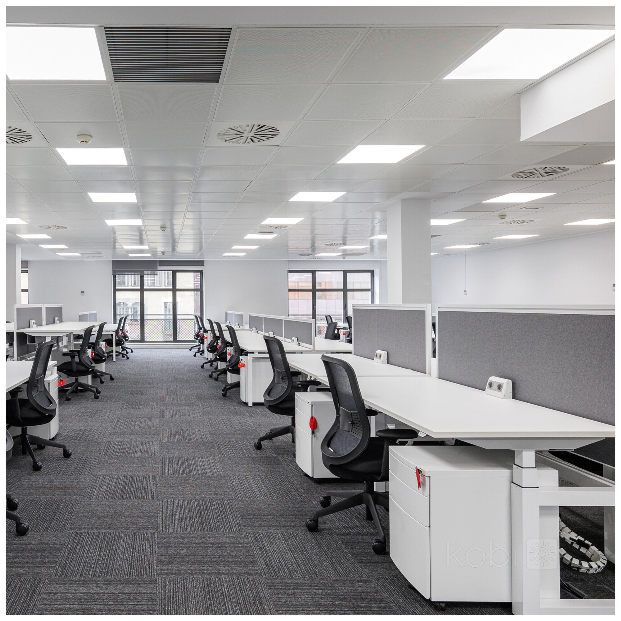 Panel LED podtynkowy 60x60cm 25/36/40W 3250/4680/5200lm 3000/4000/5700K IP44 3