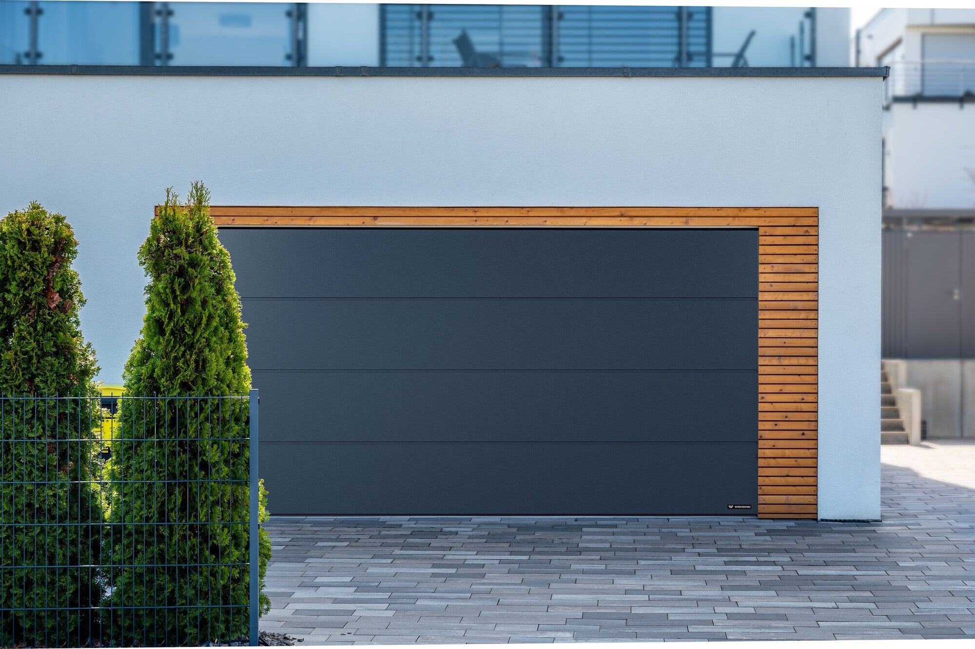 Brama garażowa dwustanowiskowa Nobla 5000x2250 grafit 1