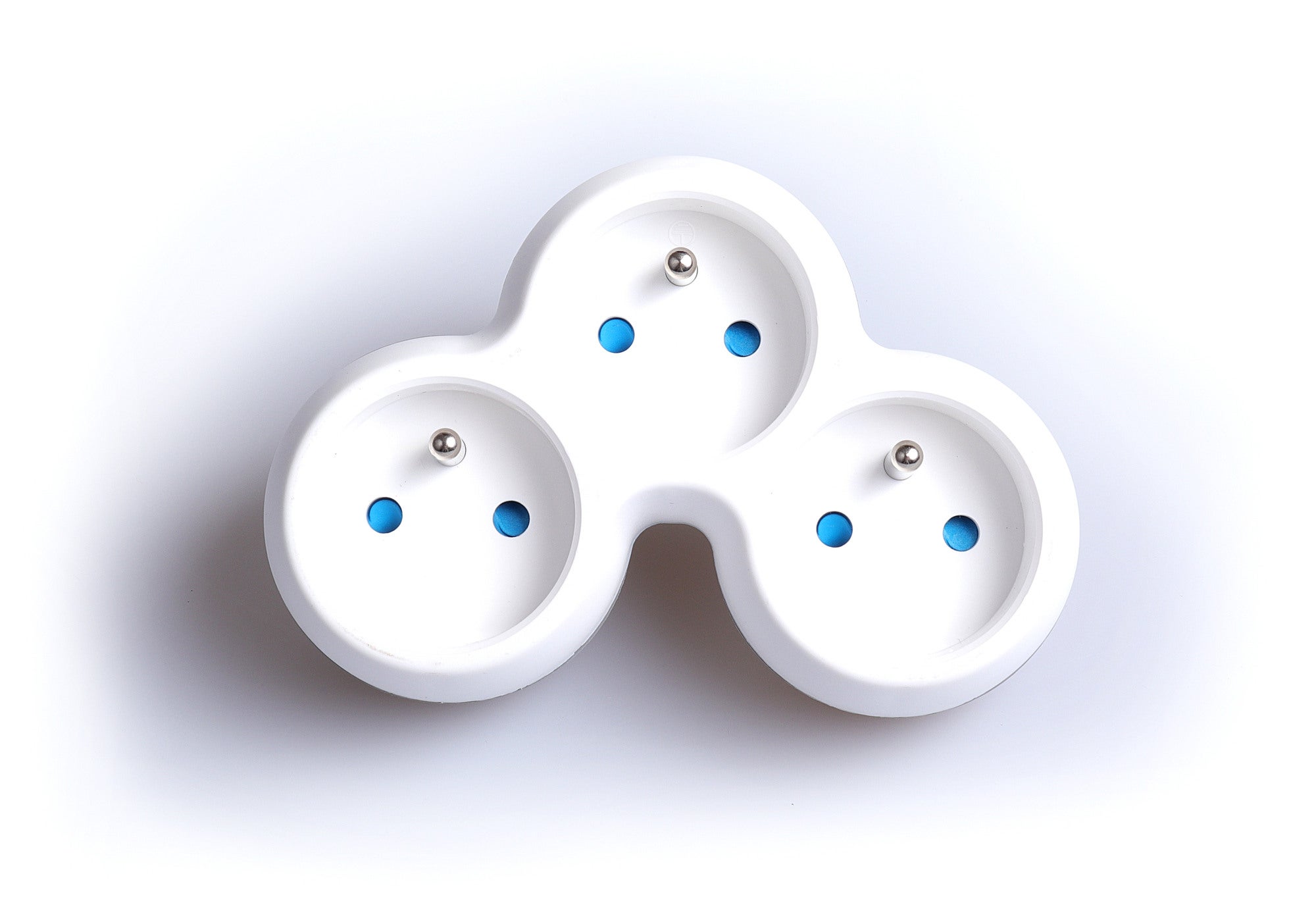 Rozgałęźnik elektryczny 3 gniazda z uziemieniem biało/szary 1