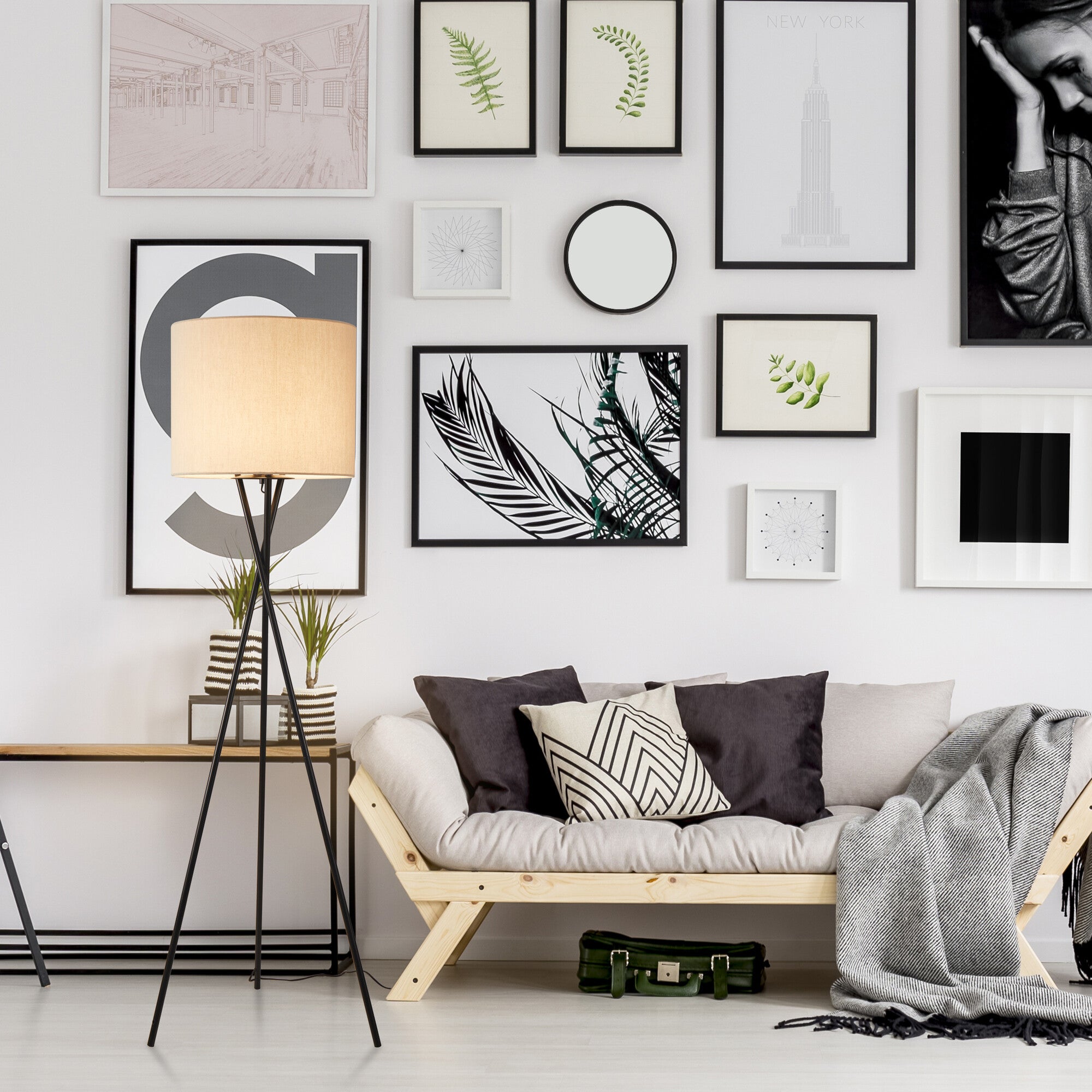 Lampa podłogowa Tekla, len naturalny 2