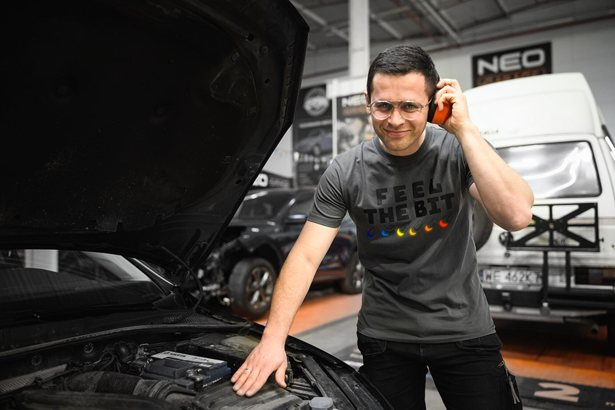 T-shirt z nadrukiem FEEL THE BIT 81-641 NEO, rozm. 2XL (56) 1