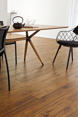 Panel podłogowy Dąb Georgia Red AC4 8 mm 4V op.2,402m2 1