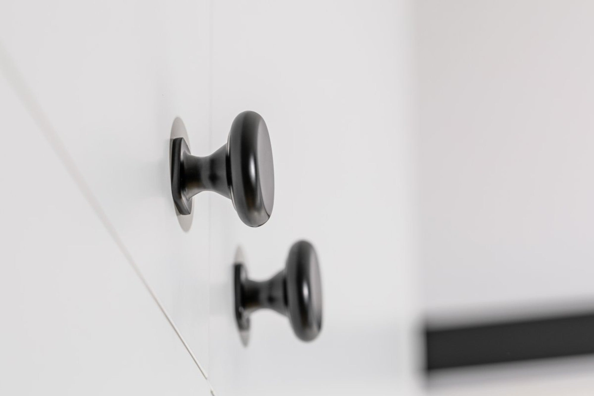 Gałka meblowa GTV LORENA ZnAl czarny mat 1