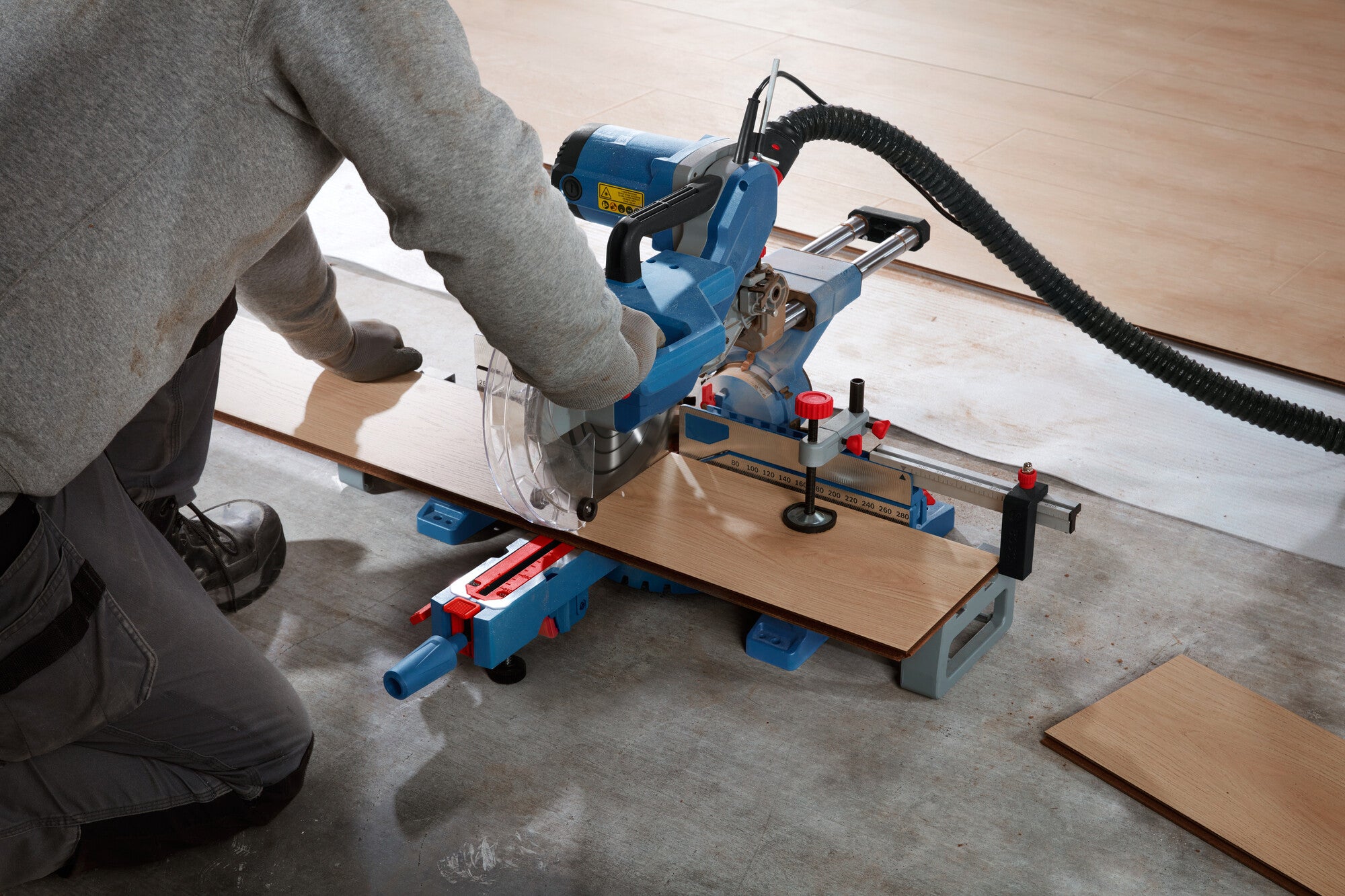 Piła ukosowa BOSCH Pro Heavy Duty GCM 254 D, 1800 W 11