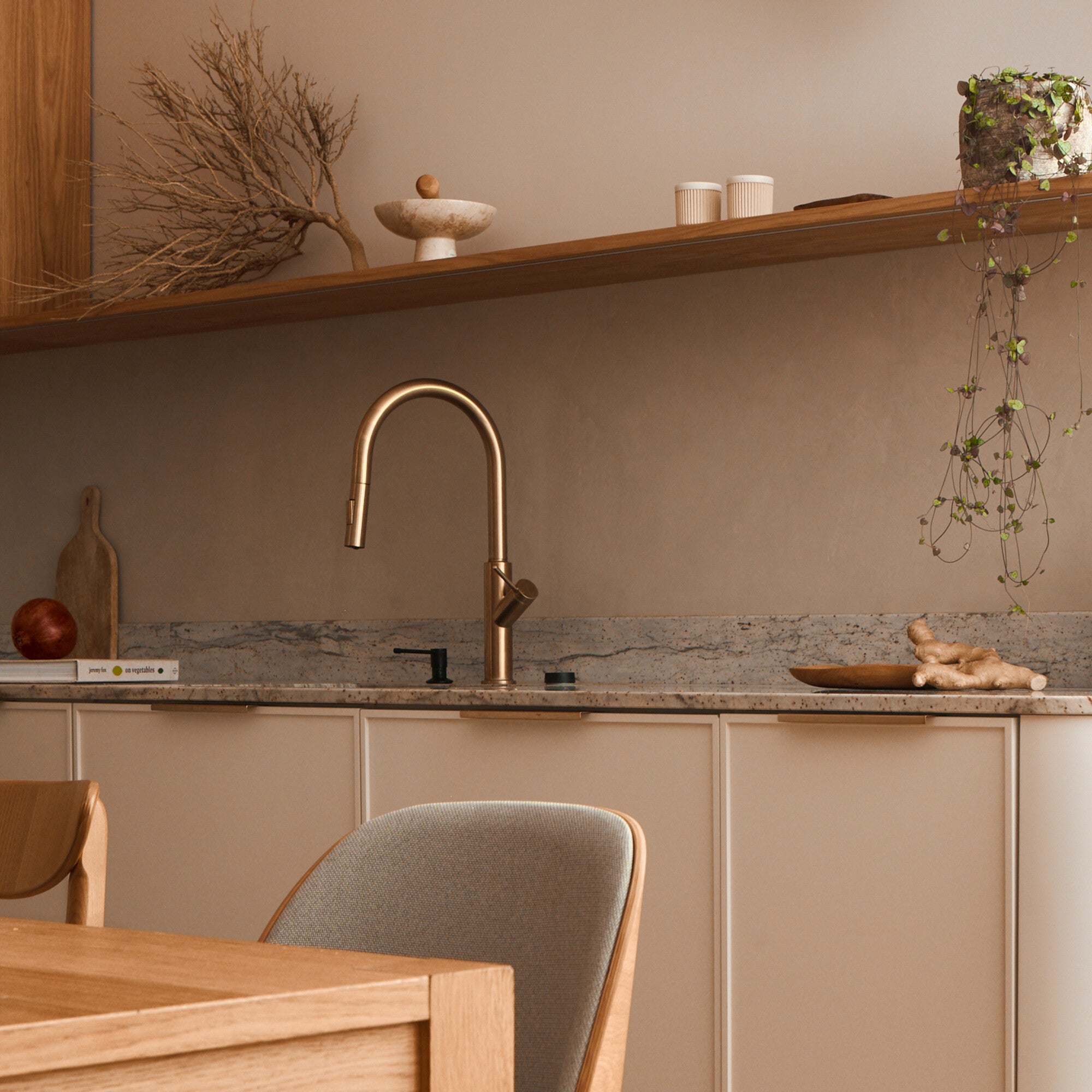 Bateria kuchenna Omnires Bend miedź szczotkowana 2