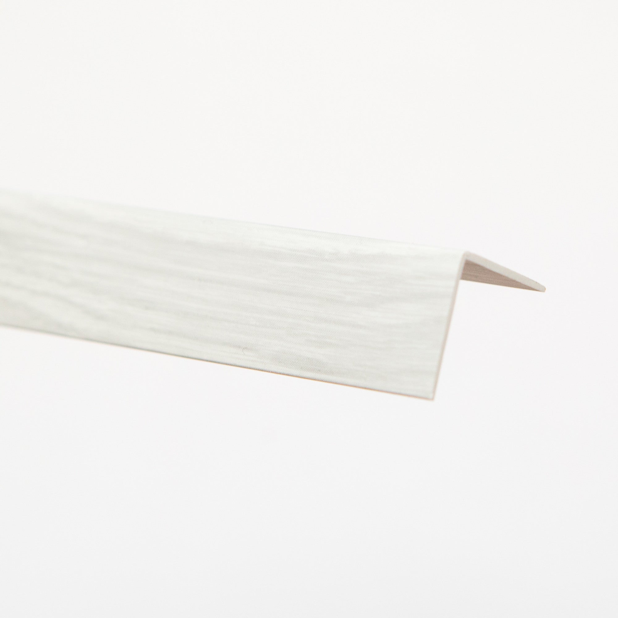 Kątownik PCV 25585 dąb norweski 30x30 1