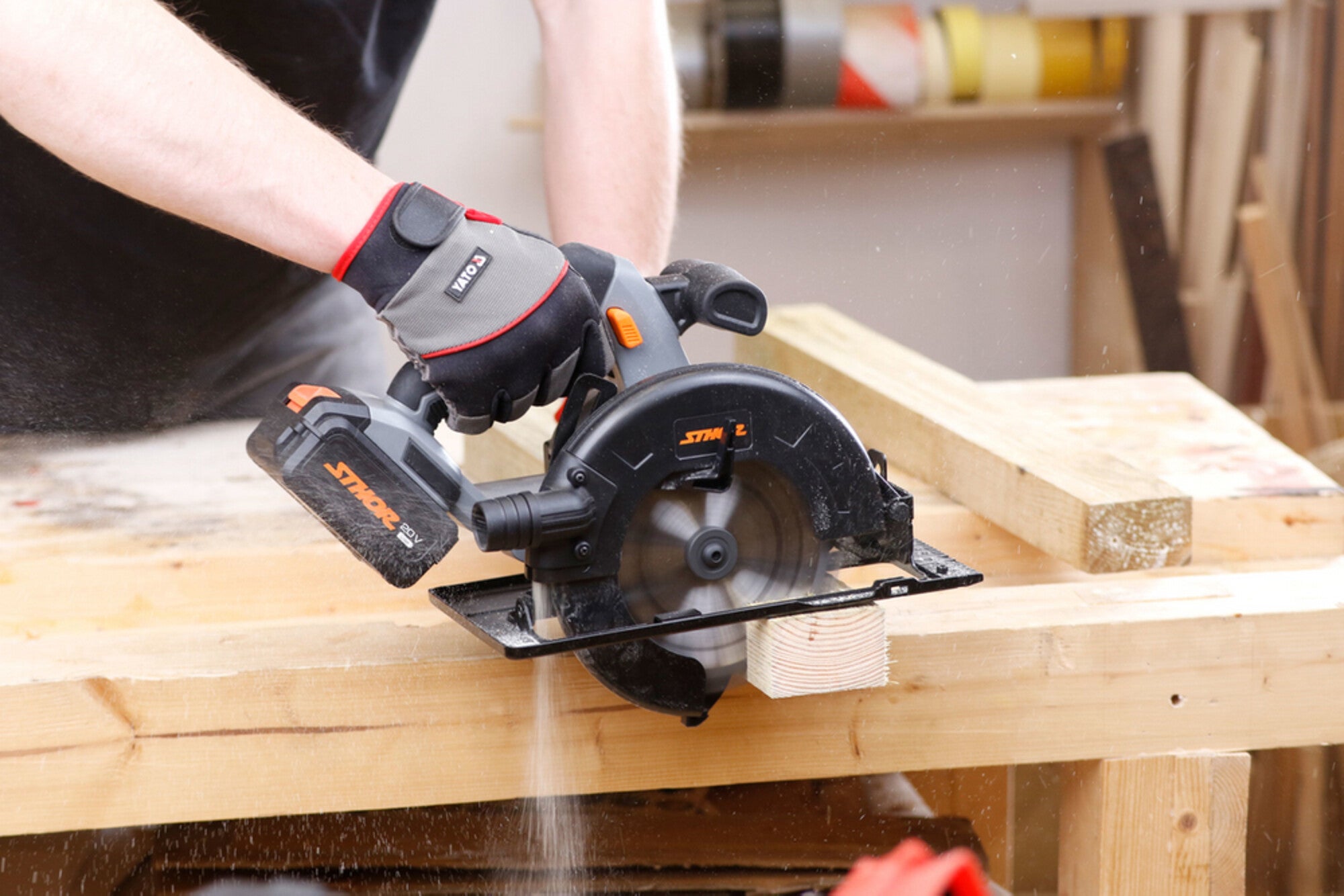 Pilarka tarczowa 20V 165 mm 78132 Sthor / bez aku 2