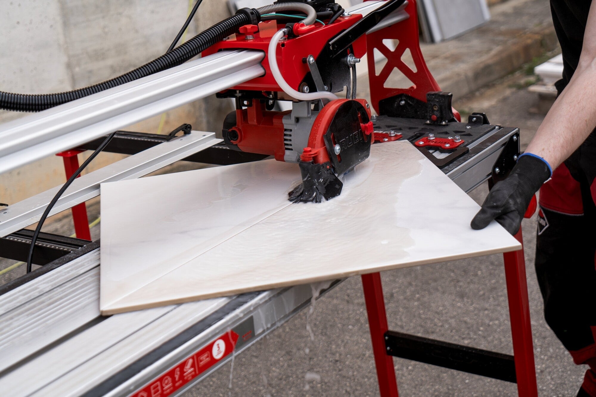 Przecinarka elektryczna RUBI DL-125 1200 5