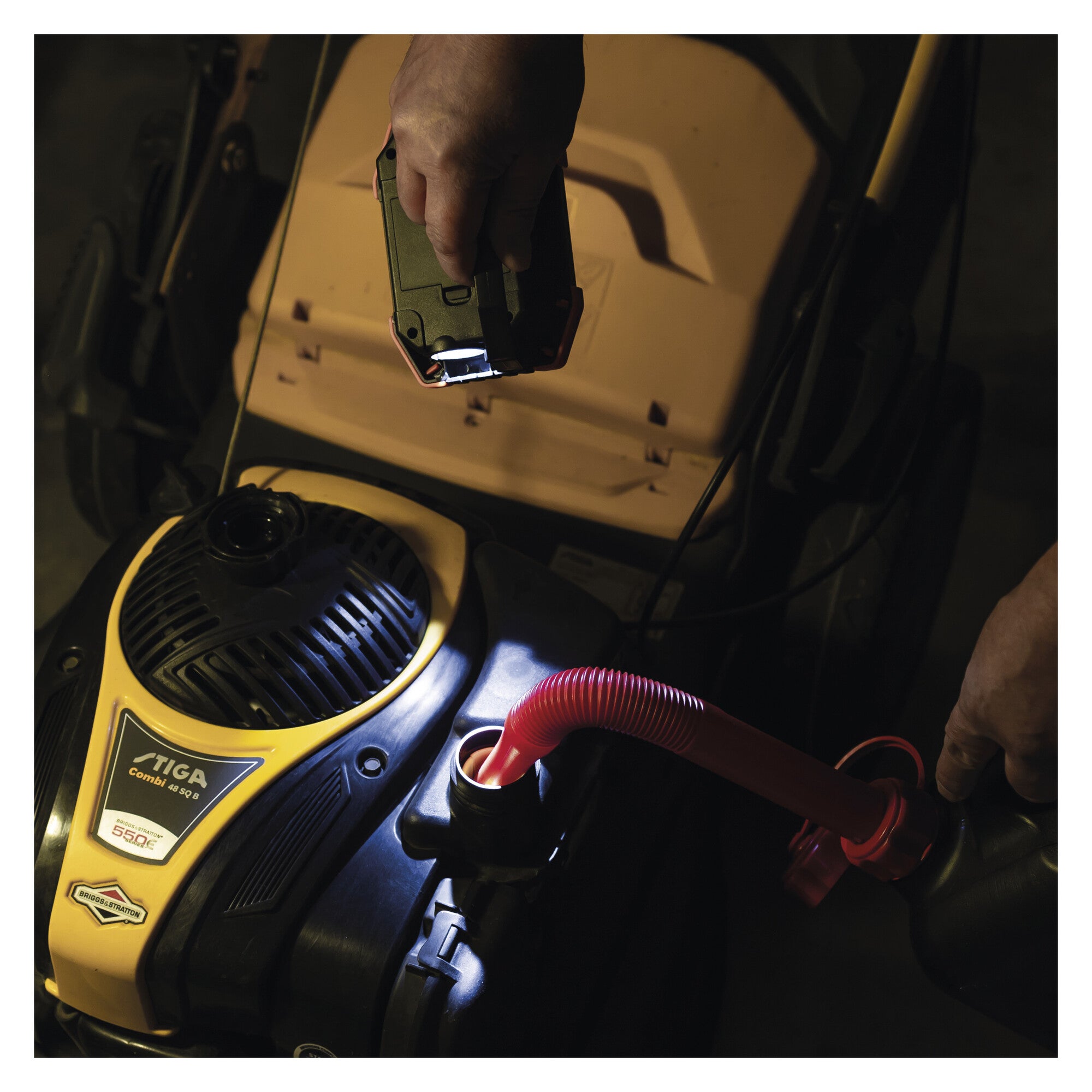 Naświetlacz LED zasilany bateryjnie 3xAA, 350Lm 1