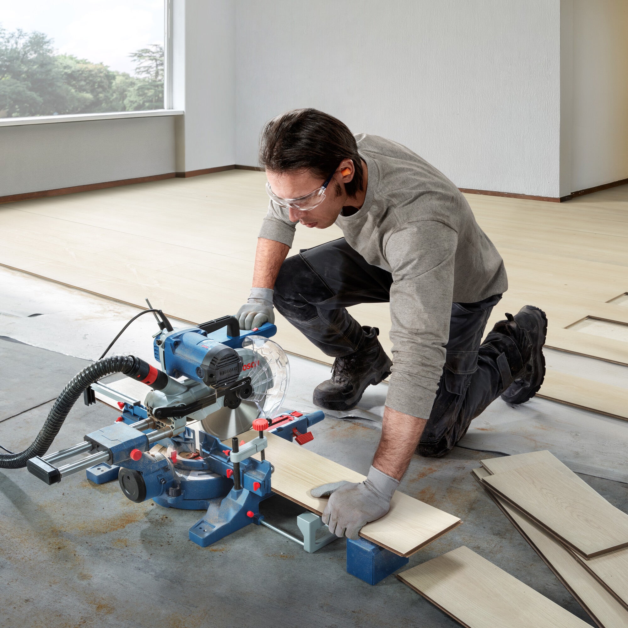 Piła ukosowa BOSCH Pro Heavy Duty GCM 254 D, 1800 W 8