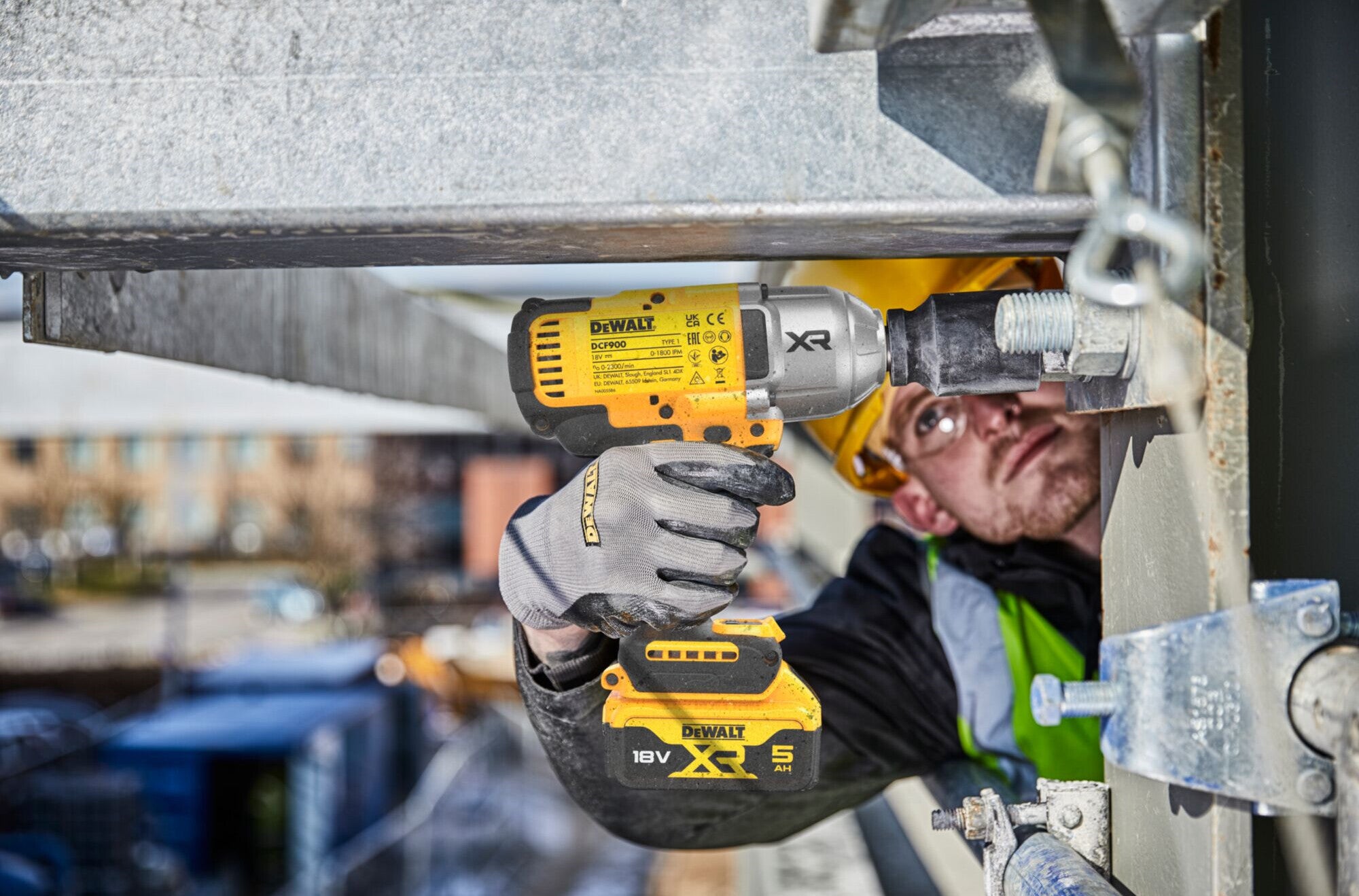 Klucz udarowy 1/2" 18V DCF900P2T-QW DeWalt / 2 x 5,0Ah 2