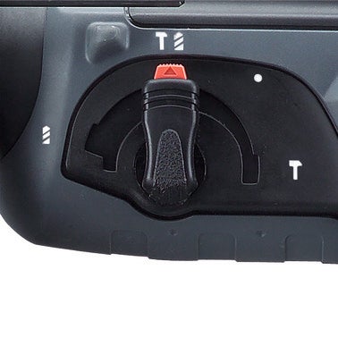 Młotowiertarka z wymiennym uchwytem 2,4J HR2470T Makita 1