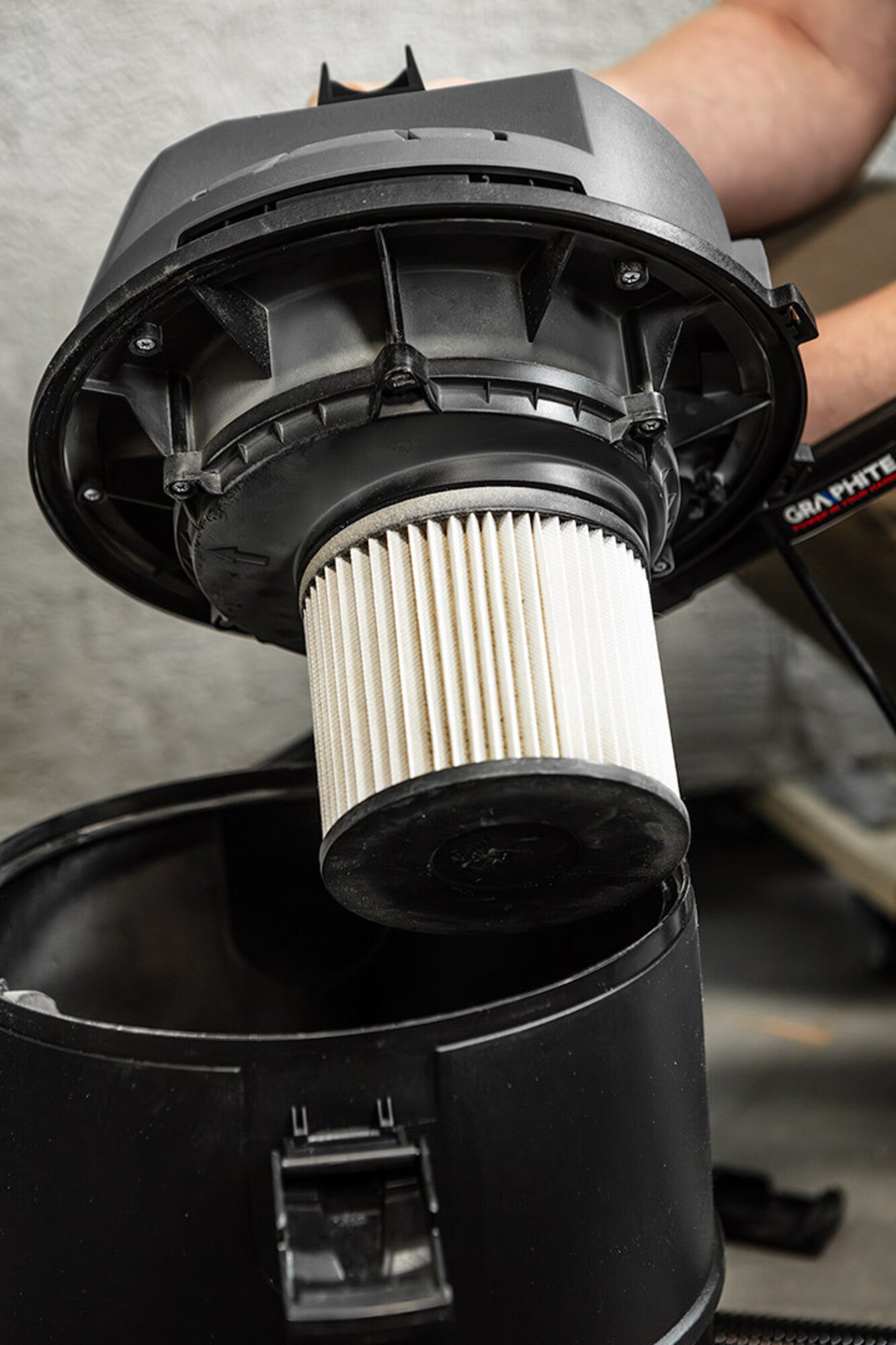 Odkurzacz warsztatowy 1200W 59G614 Graphite 2