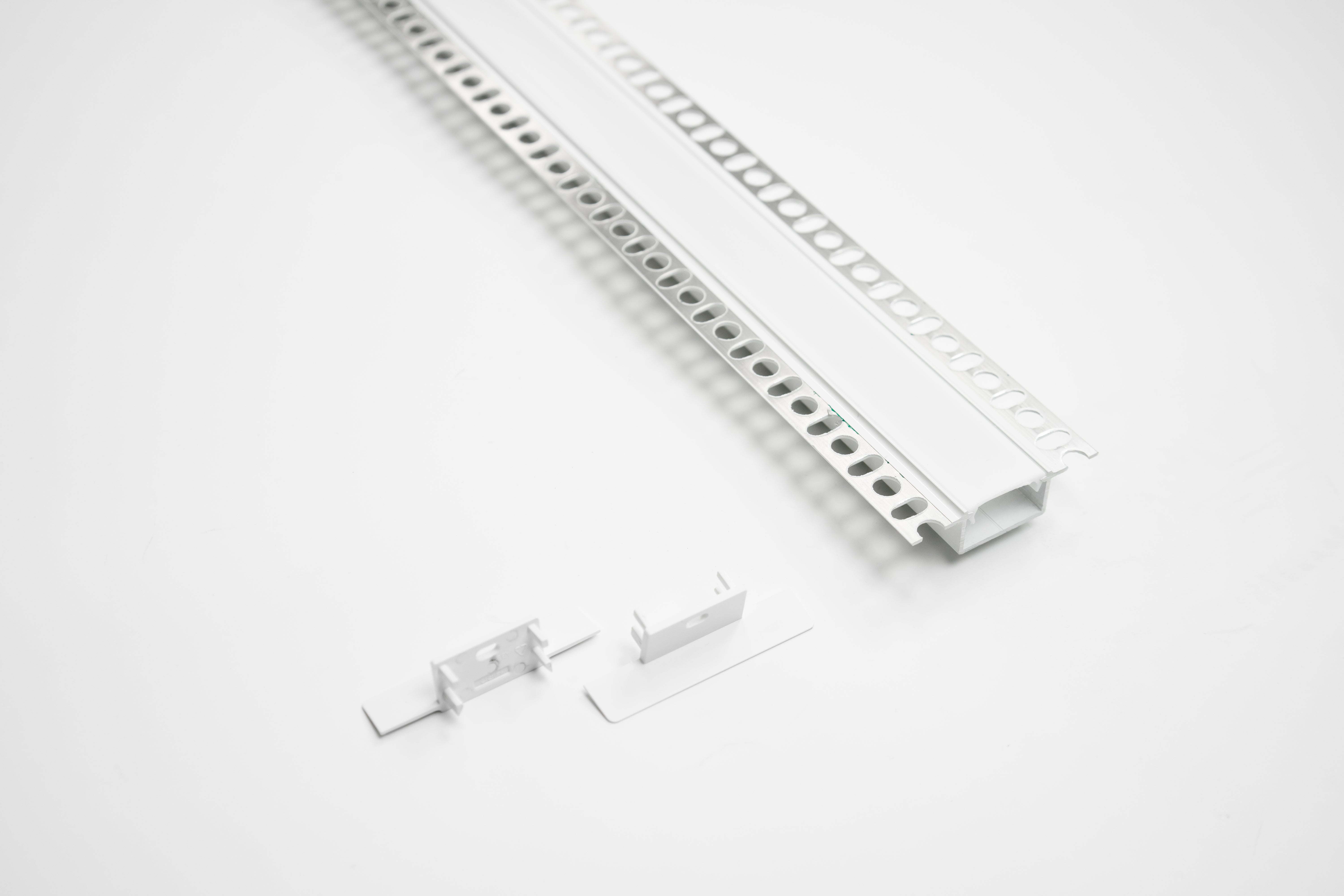 Zestaw profili Hiro aluminiowy natynkowy do taśm LED 8-10mm lakierowany biały 2m 24x20mm 1