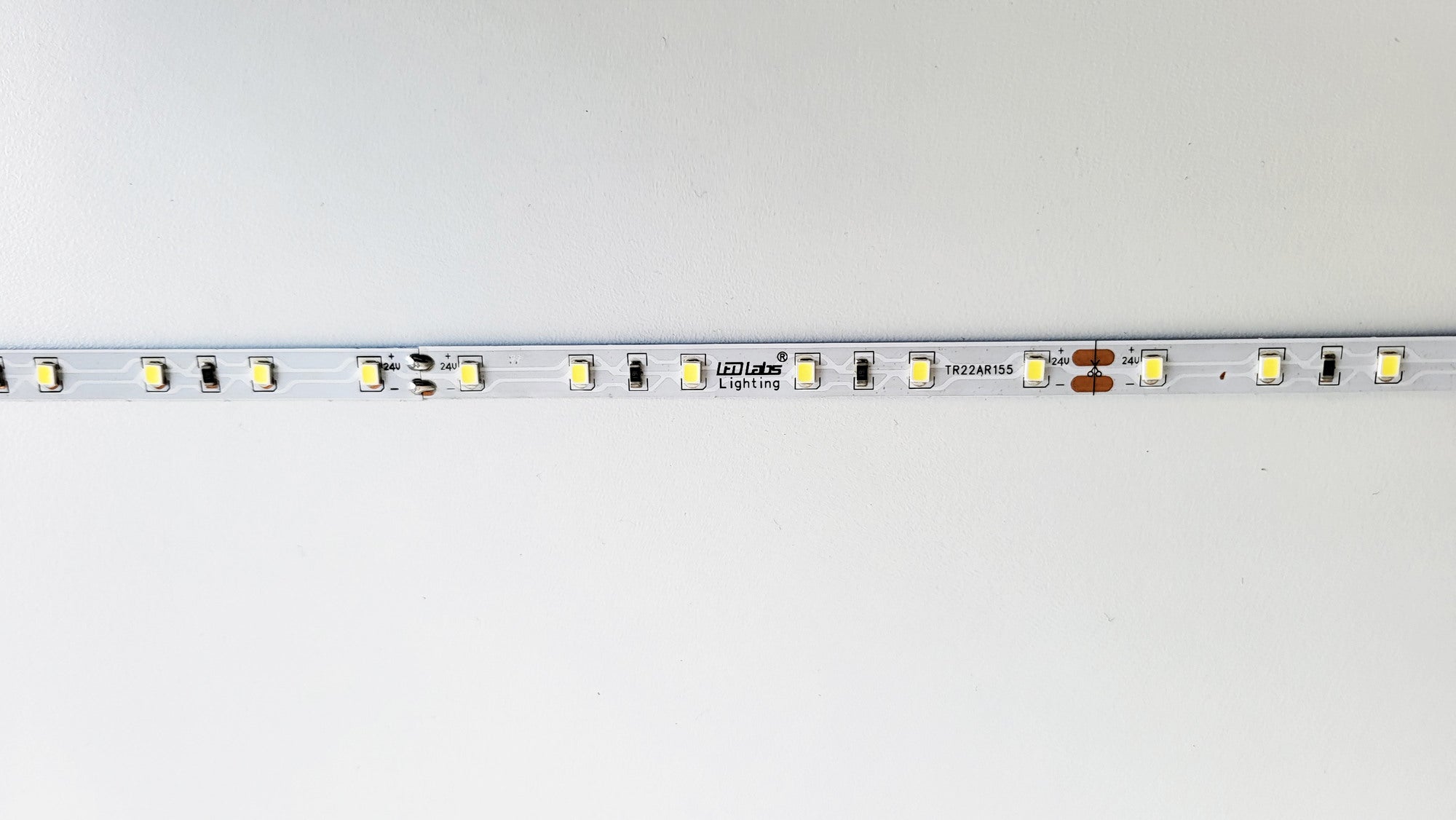 Taśma LED 12V 4,8W 540lm/m zimno biała IP20 1m
