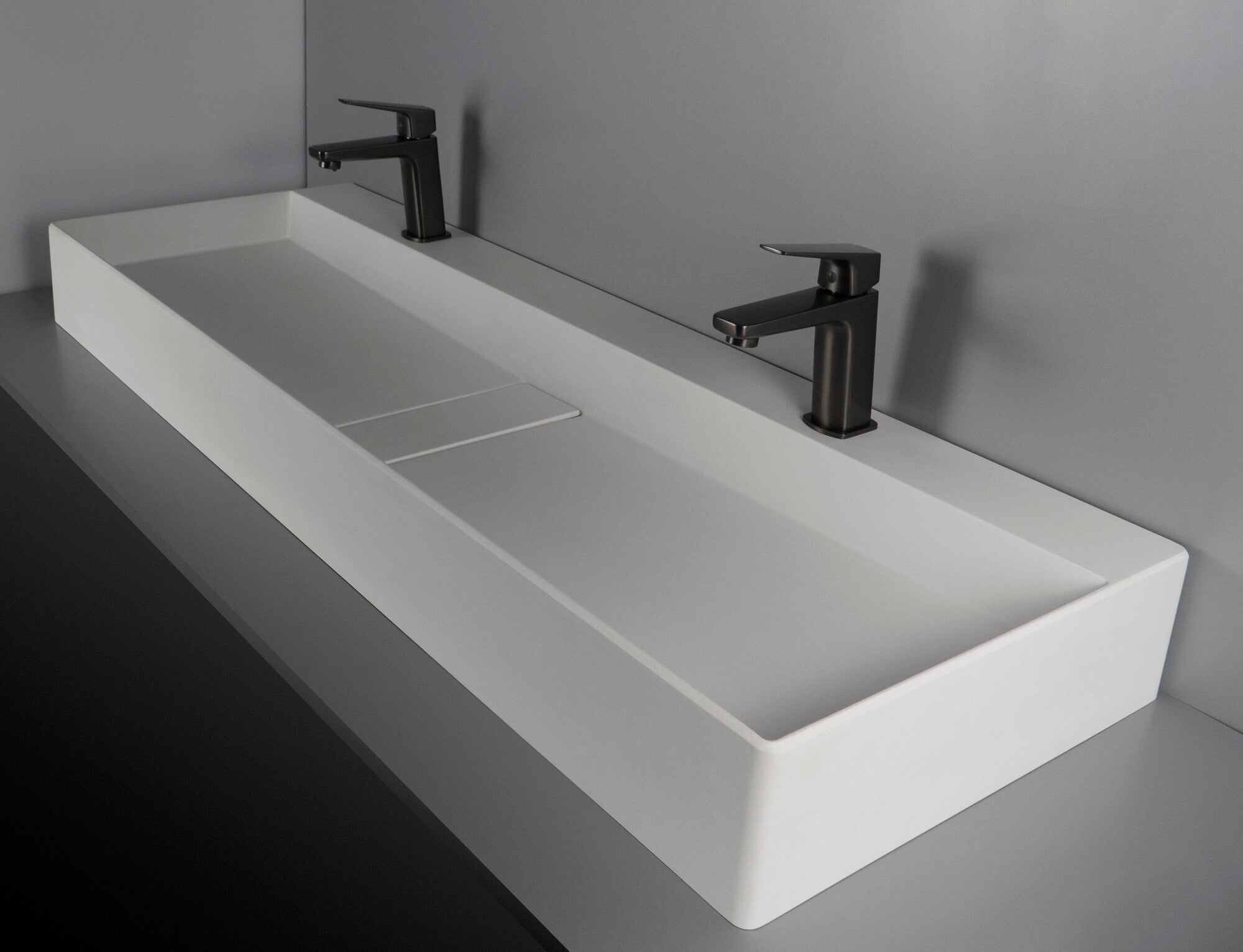 Bateria umywalkowa Blur titan 1