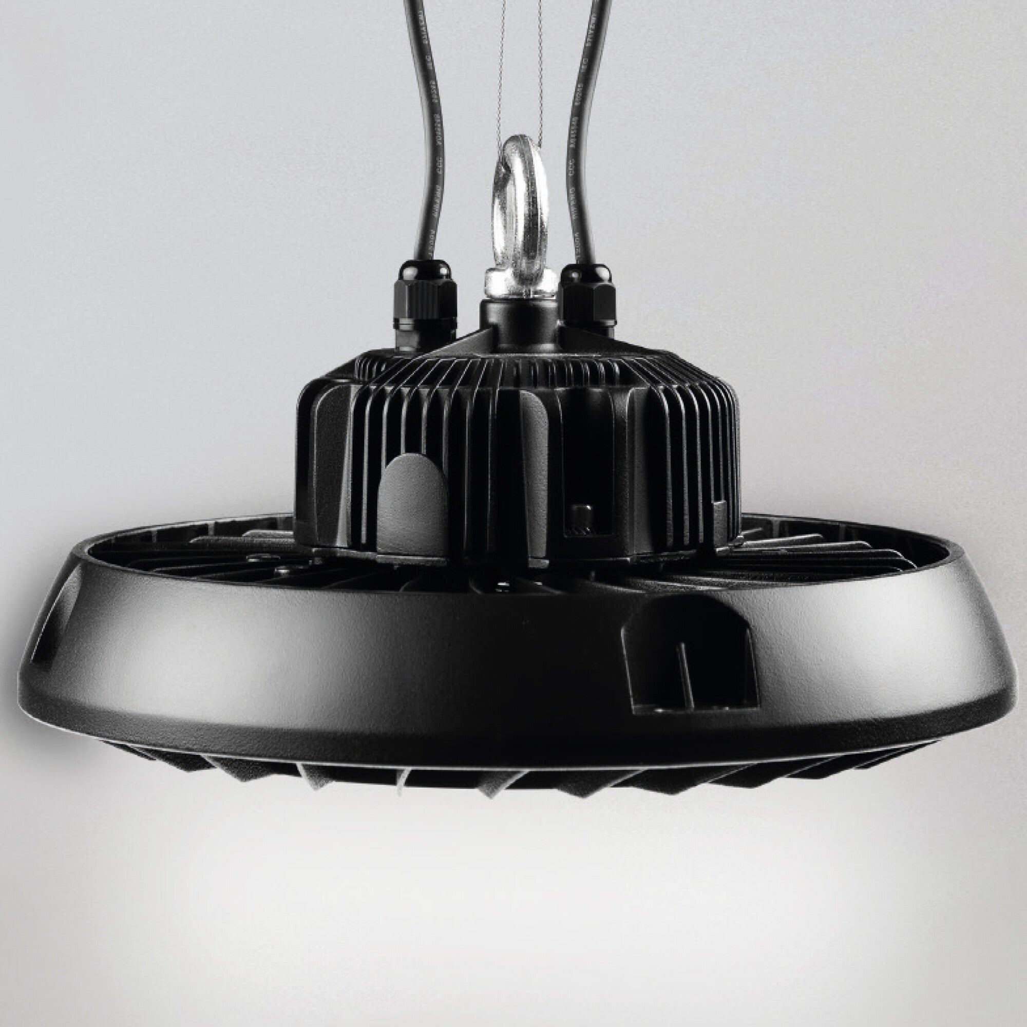 Oprawa HighBay 200W, 23000Lm strumień użyteczny, 4000K, IP65, IK07, 5 lat gwarancji, diody LUMILEDS, zasilacz MW 3