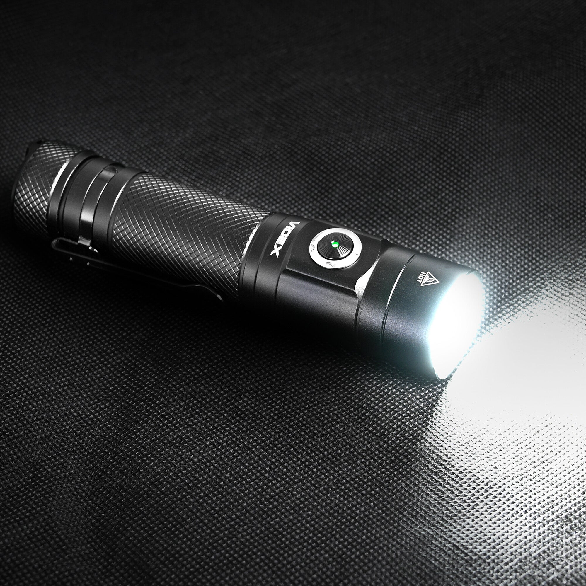 Latarka ręczna 10W 900lm 4000mAh USB-C IP66 8