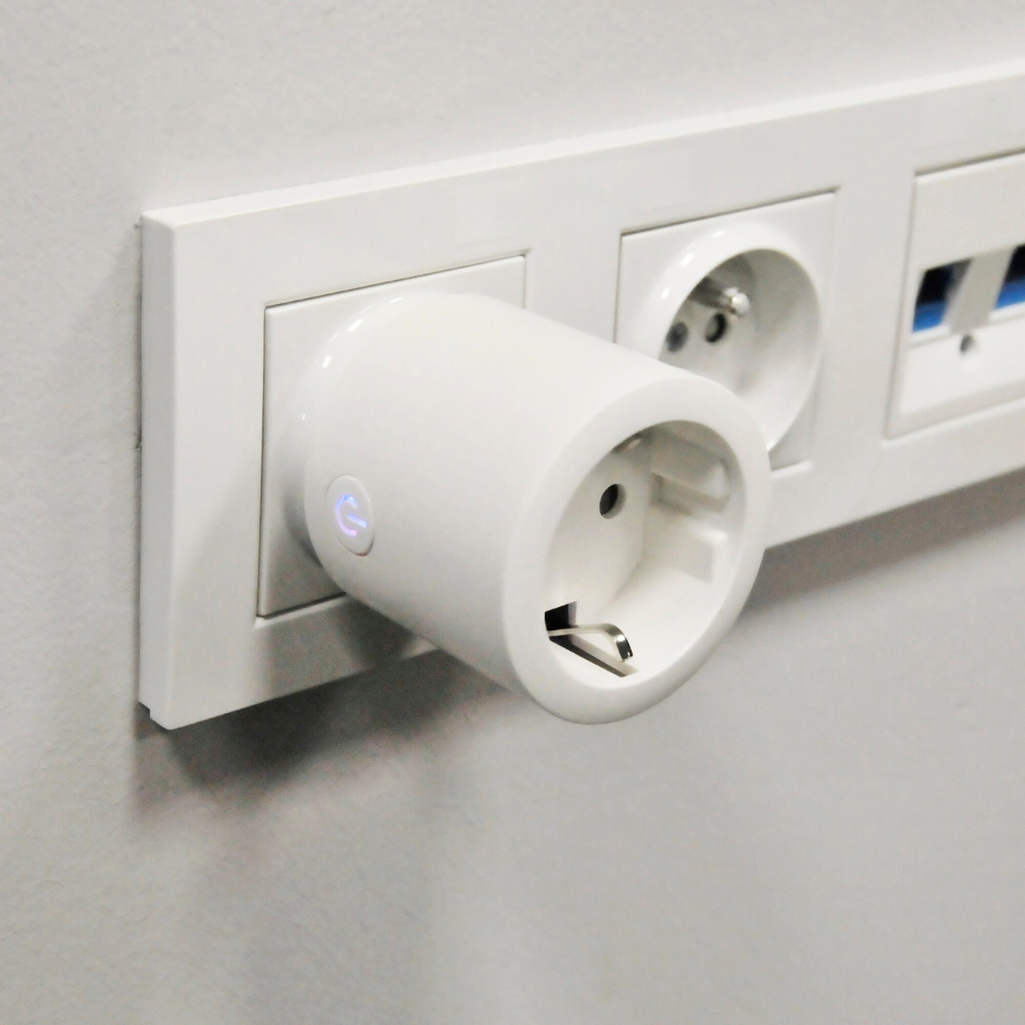 Gniazdko Wifi Smart Tuya 230V 16A 3600W 2