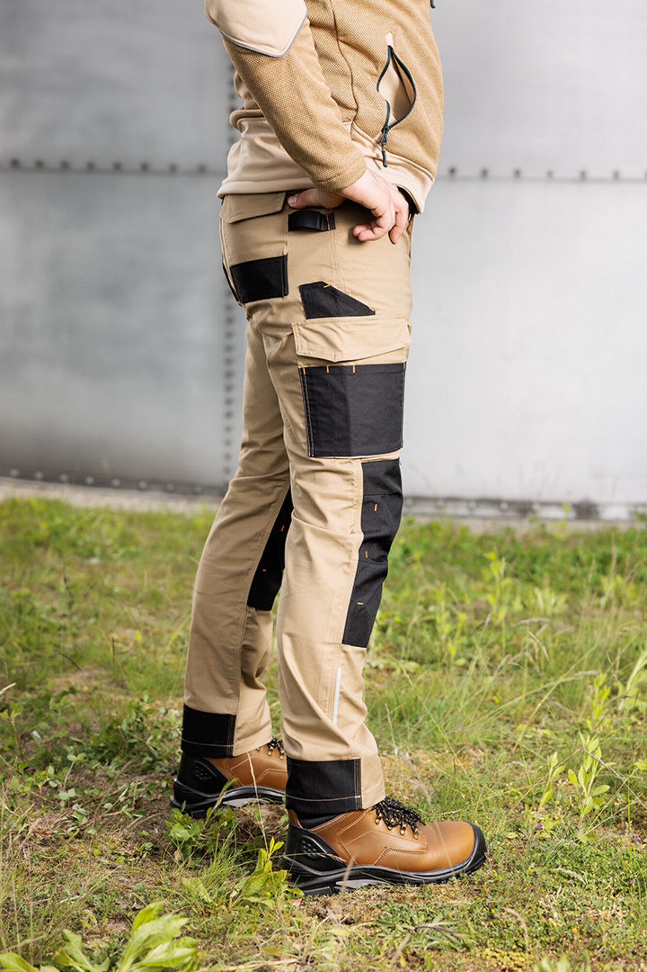 Spodnie robocze NEO 81-350-3, Mix&Match, Canvas, wzmocnienia z Cordury, beżowo-czarne, rozmiar 2XL/56 2