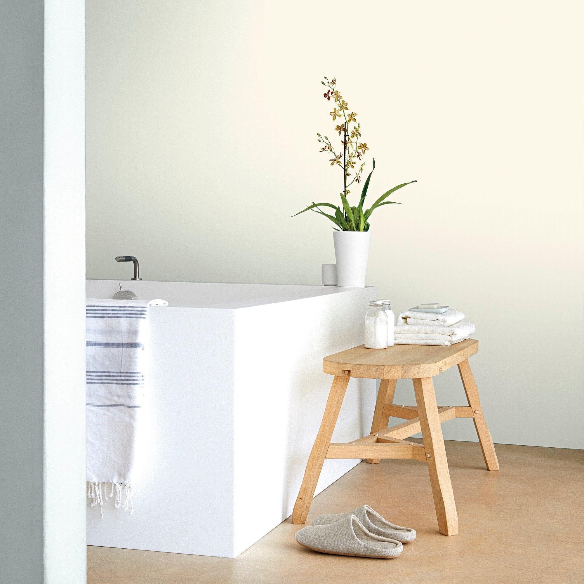 Farba Dulux EasyCare K&L Perl. Biały sat 2,5l 2