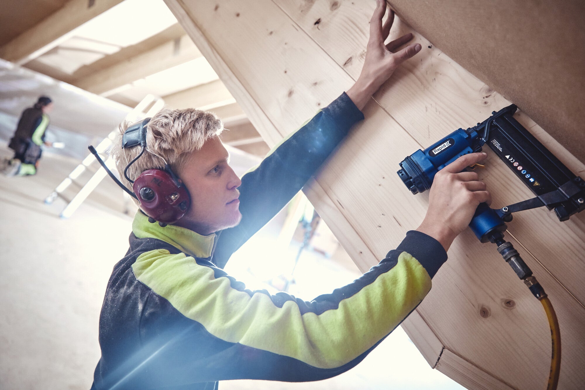 Zszywacz / sztyfciarka pneumatyczna PBS151 Rapid 2