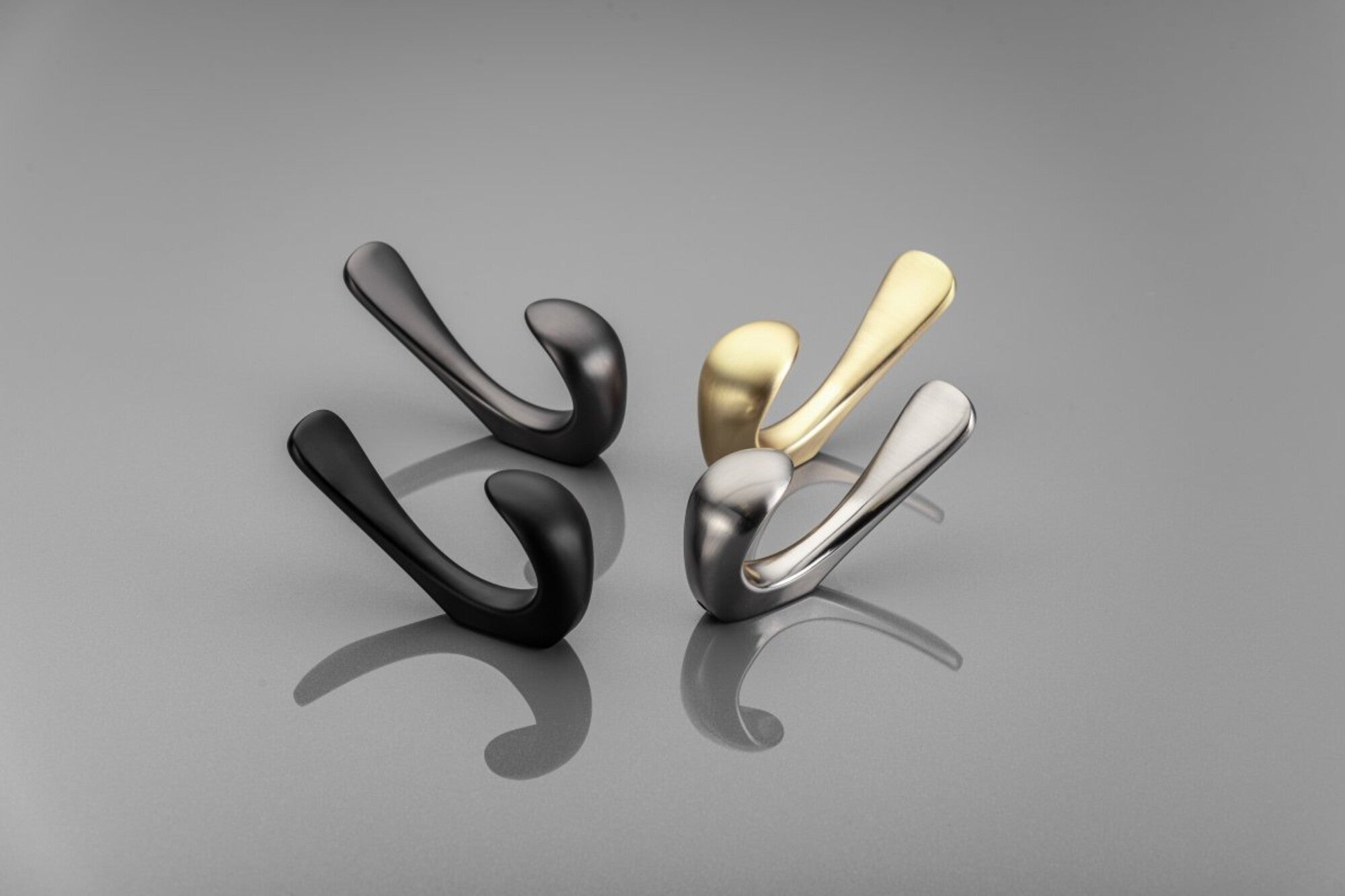 Wieszak podwójny jasny grafit  1