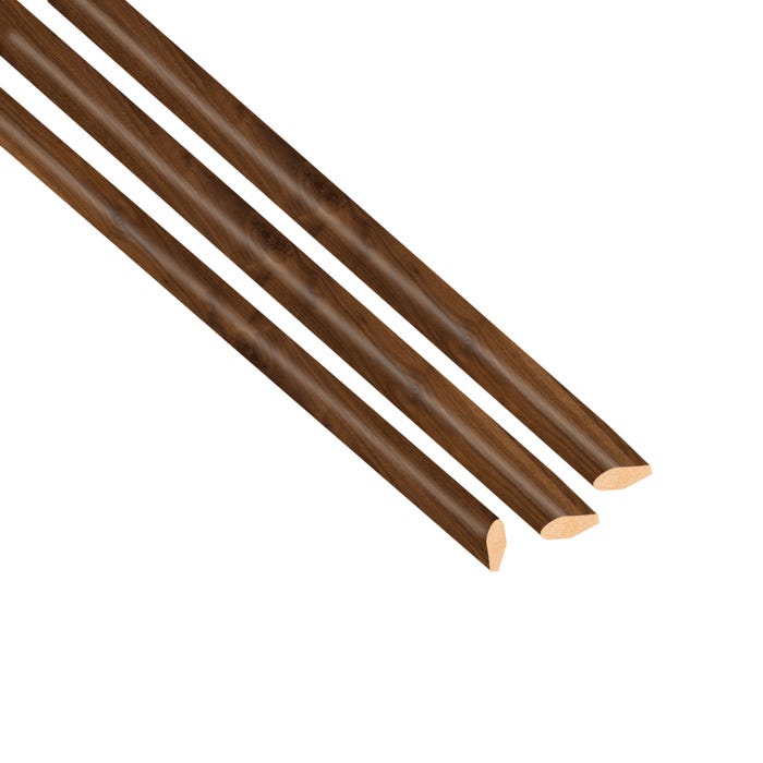 Ćwierćwałek orzech