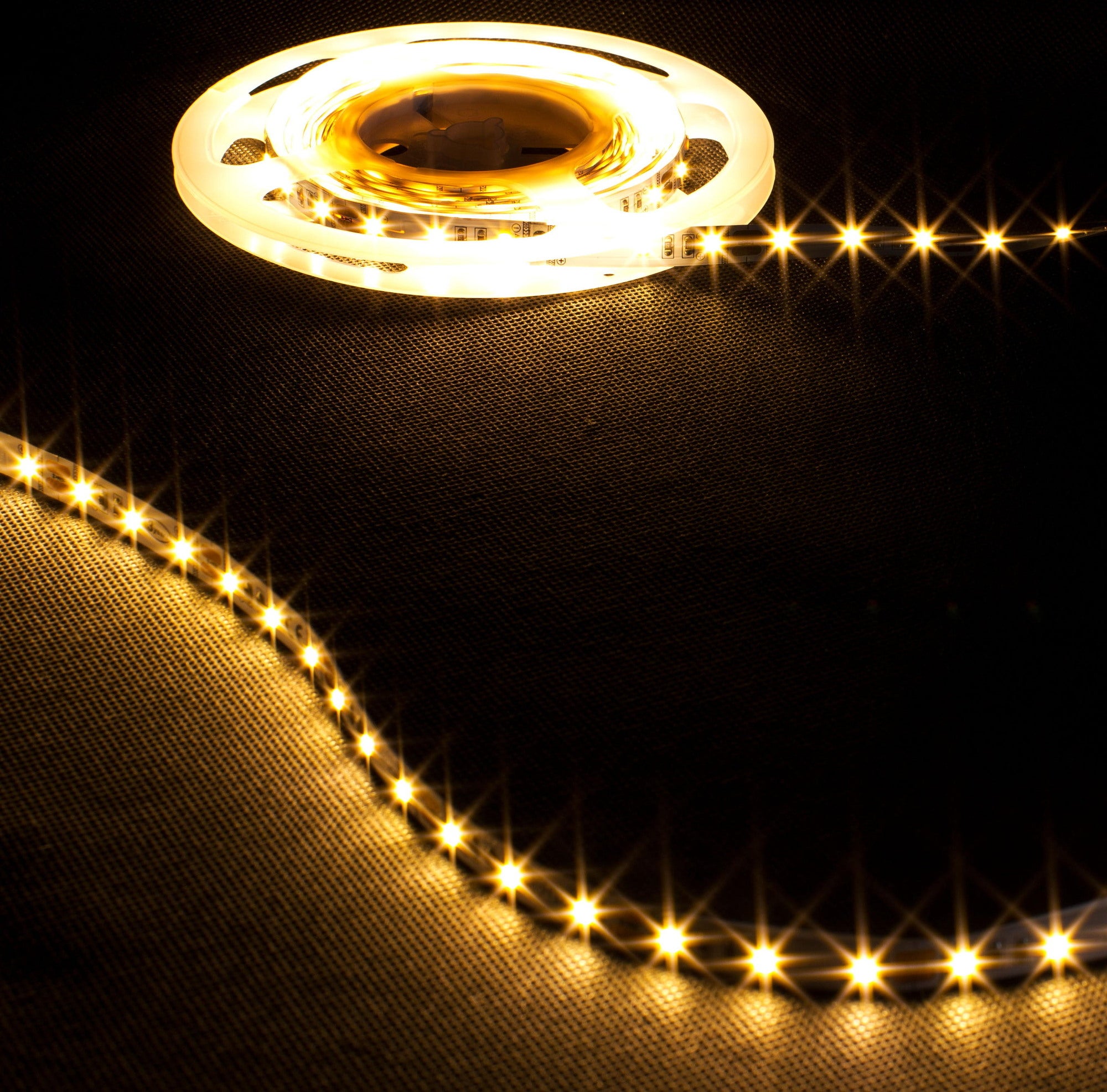 Taśma LED RGB 14,4W/m IP20 5m