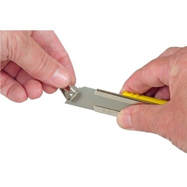 Nóż z wymiennym ostrzem łamanym 18 mm 10-421 Stanley 2