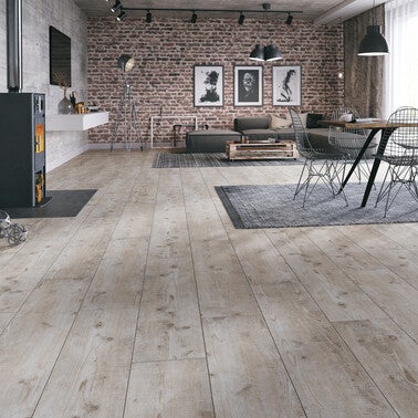 Panel podłogowy Villa Pinia Bordeaux AC5 8mm 4V op.2,158m2 5