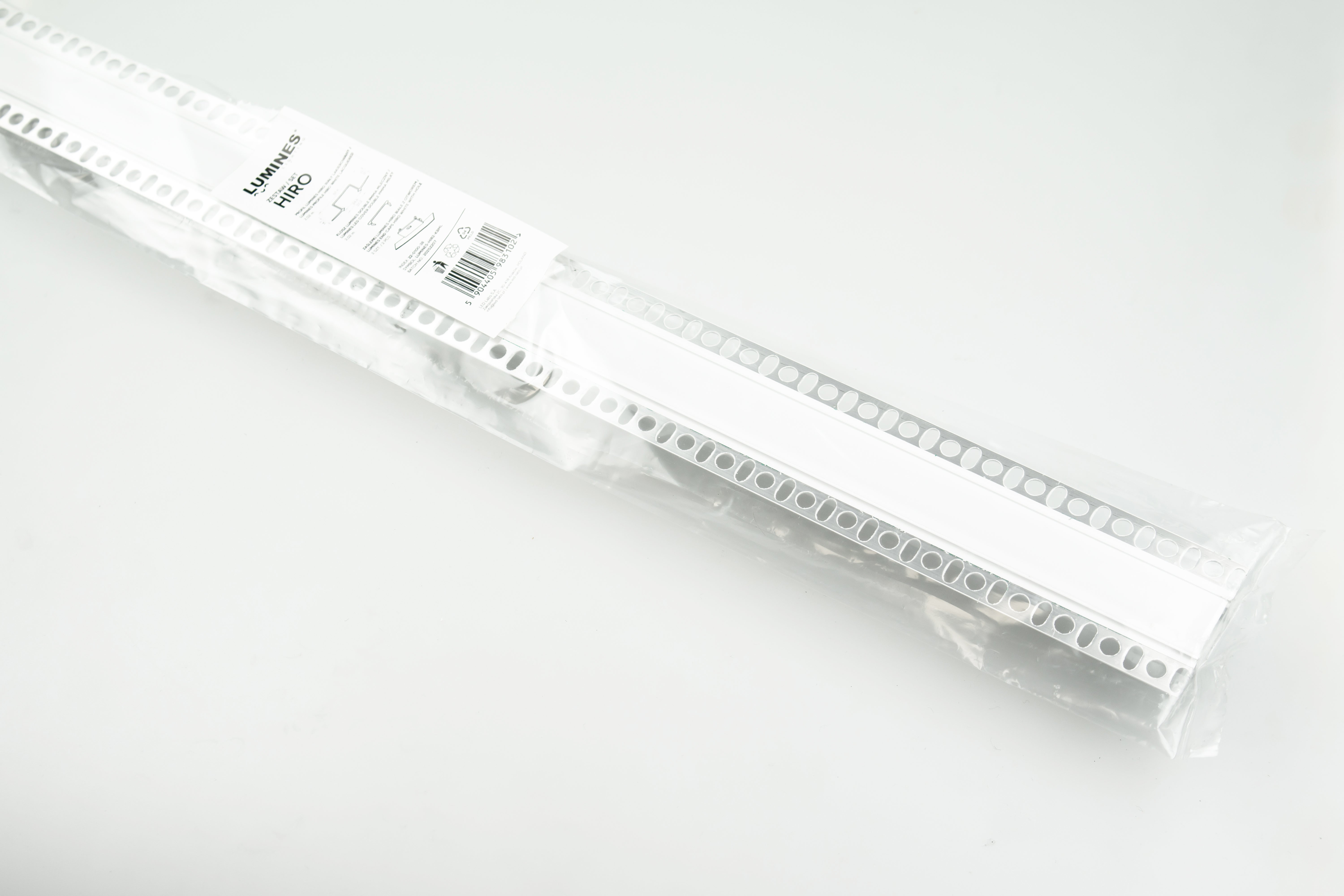 Zestaw profili Hiro aluminiowy natynkowy do taśm LED 8-10mm lakierowany biały 2m 24x20mm 2