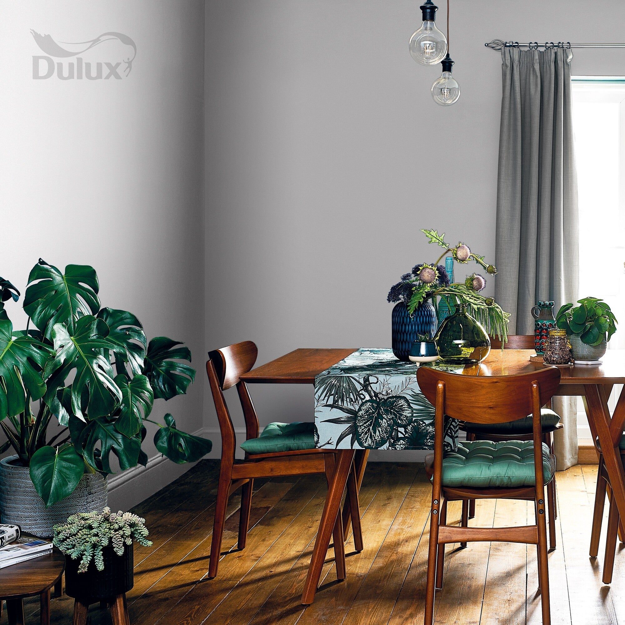 Farba Dulux EasyCare + biała 5l 1