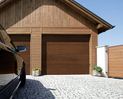 Brama segmentowa Nobla z napędem automatyczna 2500x2125 orzech 2