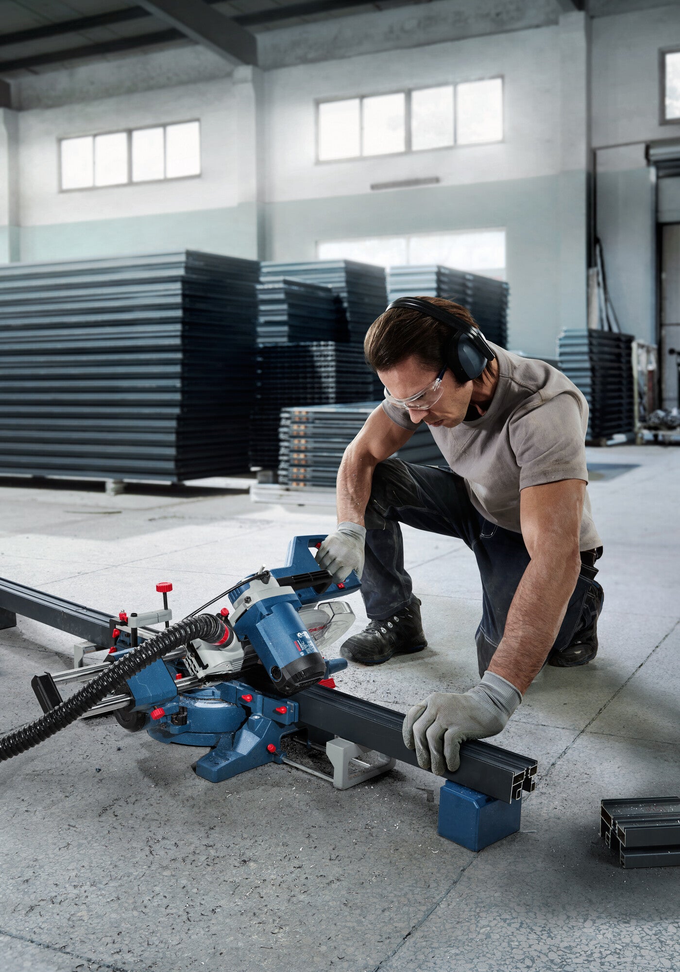 Piła ukosowa BOSCH Pro Heavy Duty GCM 254 D, 1800 W 10