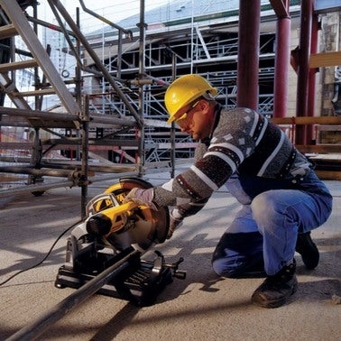 Przecinarka do metalu 2200W 355 mm DW872 DeWalt 1