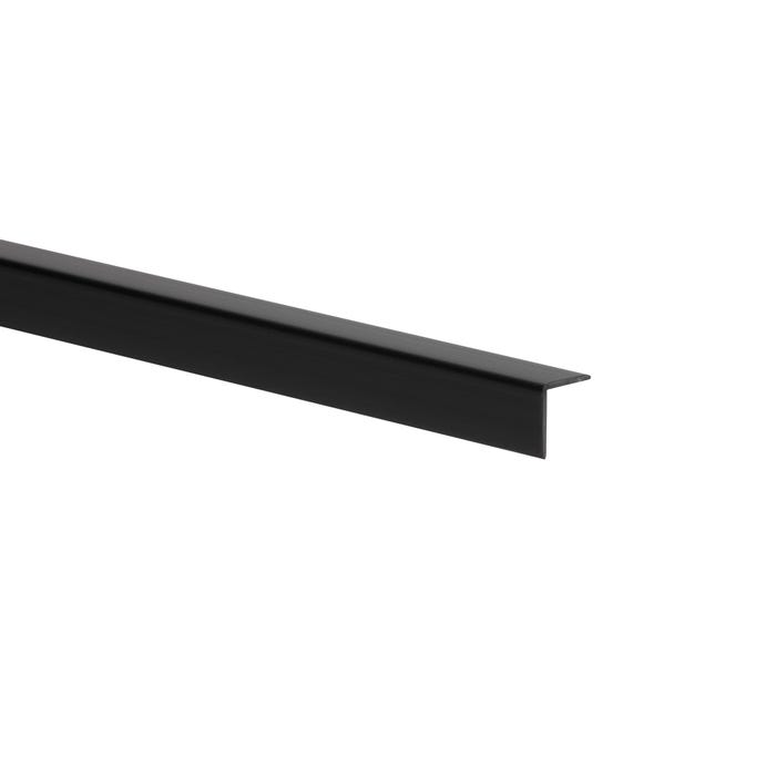 Kątownik PCV czarny 15x15x1.1mm 2m