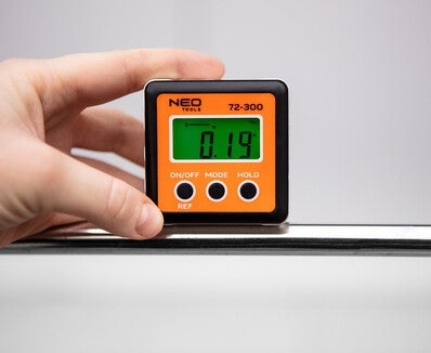 Cyfrowy miernik kąta 72-300 NEO 1