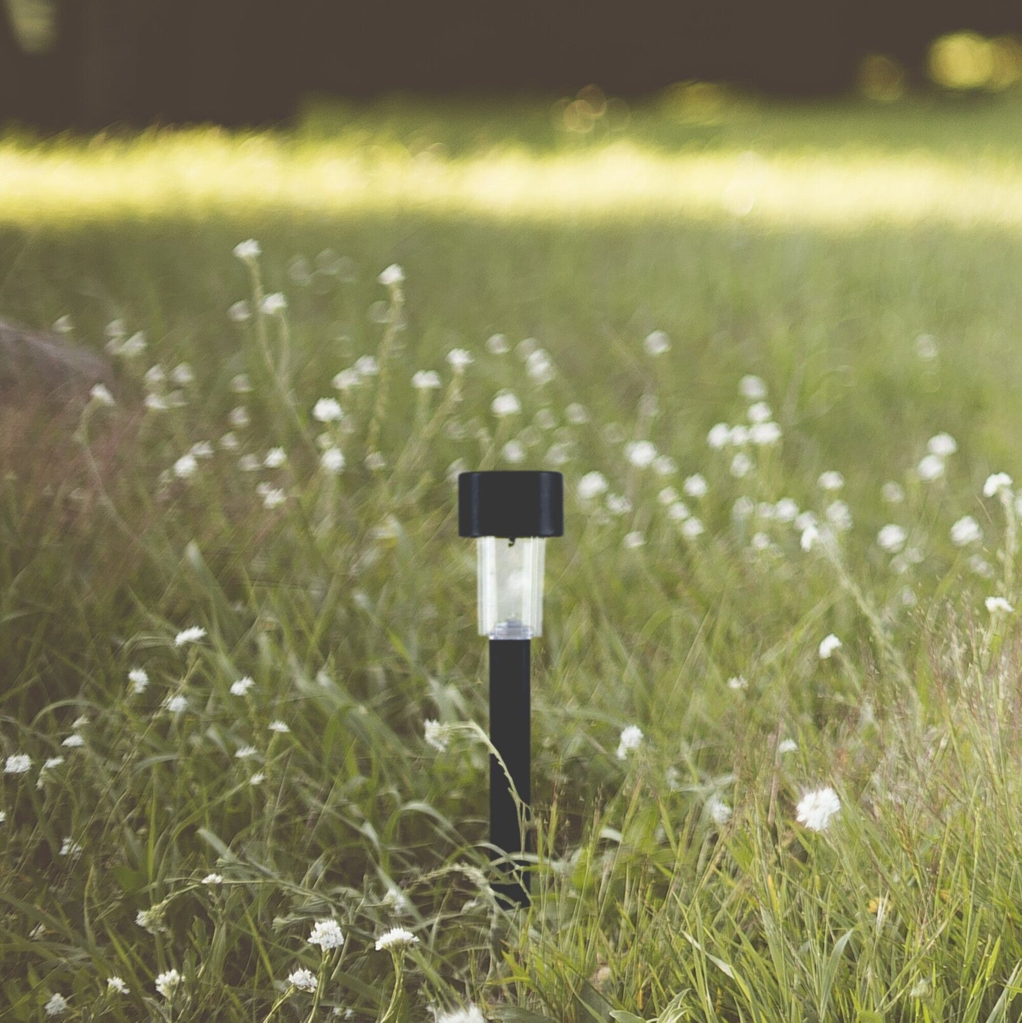 Lampka solarna patyk czarna 1