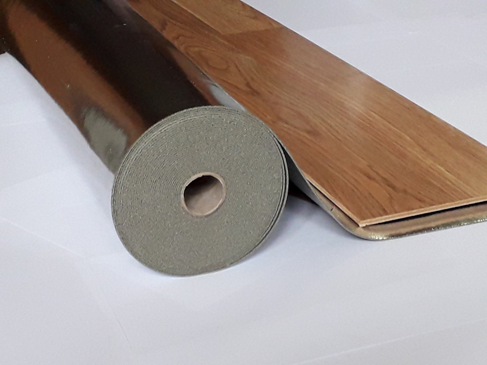 Podkład pod panele podłogowe  Thermo ProComfort 1.5 mm op.10m2 0