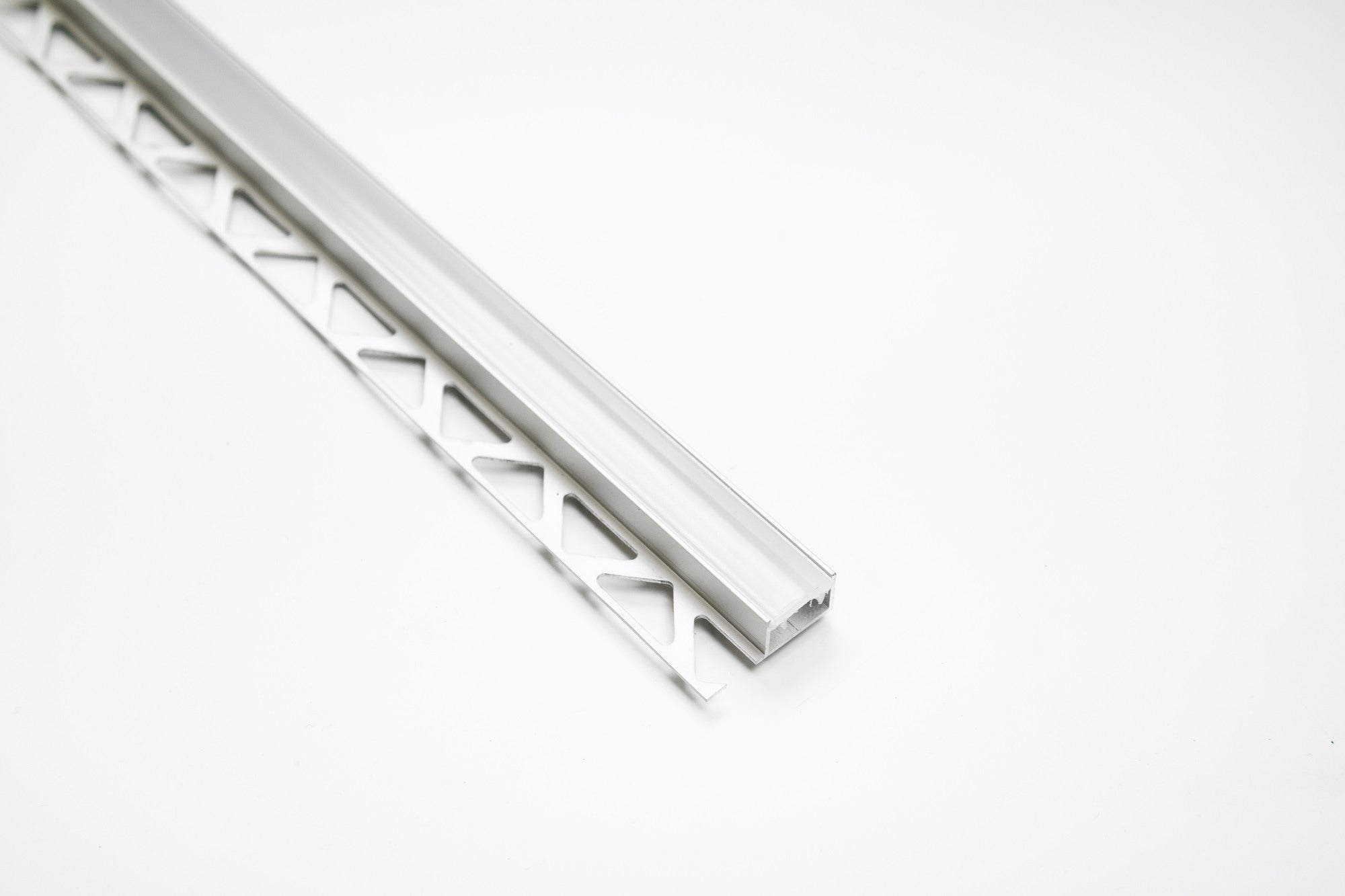 Zestaw profili Fino aluminiowy natynkowy do taśm LED 8-10mm anodowy srebrny 2m 16x20mm