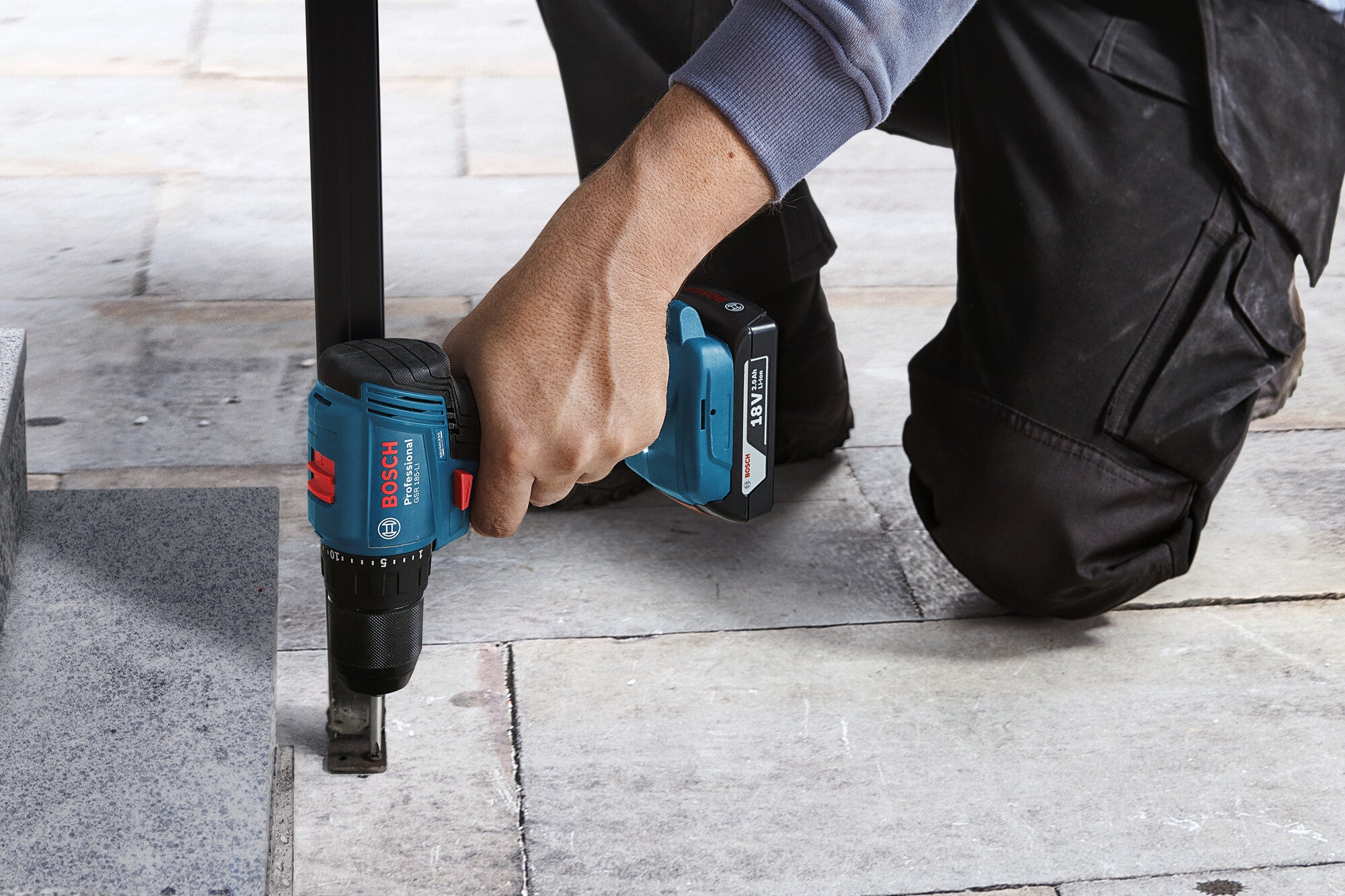 Zestaw narzędzi akumulatorowych 18 V + 2 x 4 Ah, BOSCH 0615A5007N 9