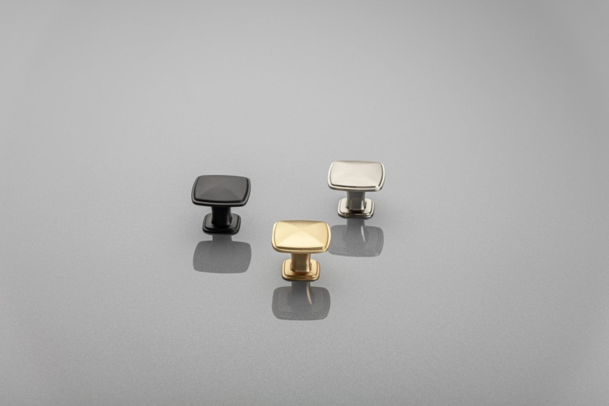 Gałka meblowa POINT złoto szczotkowana