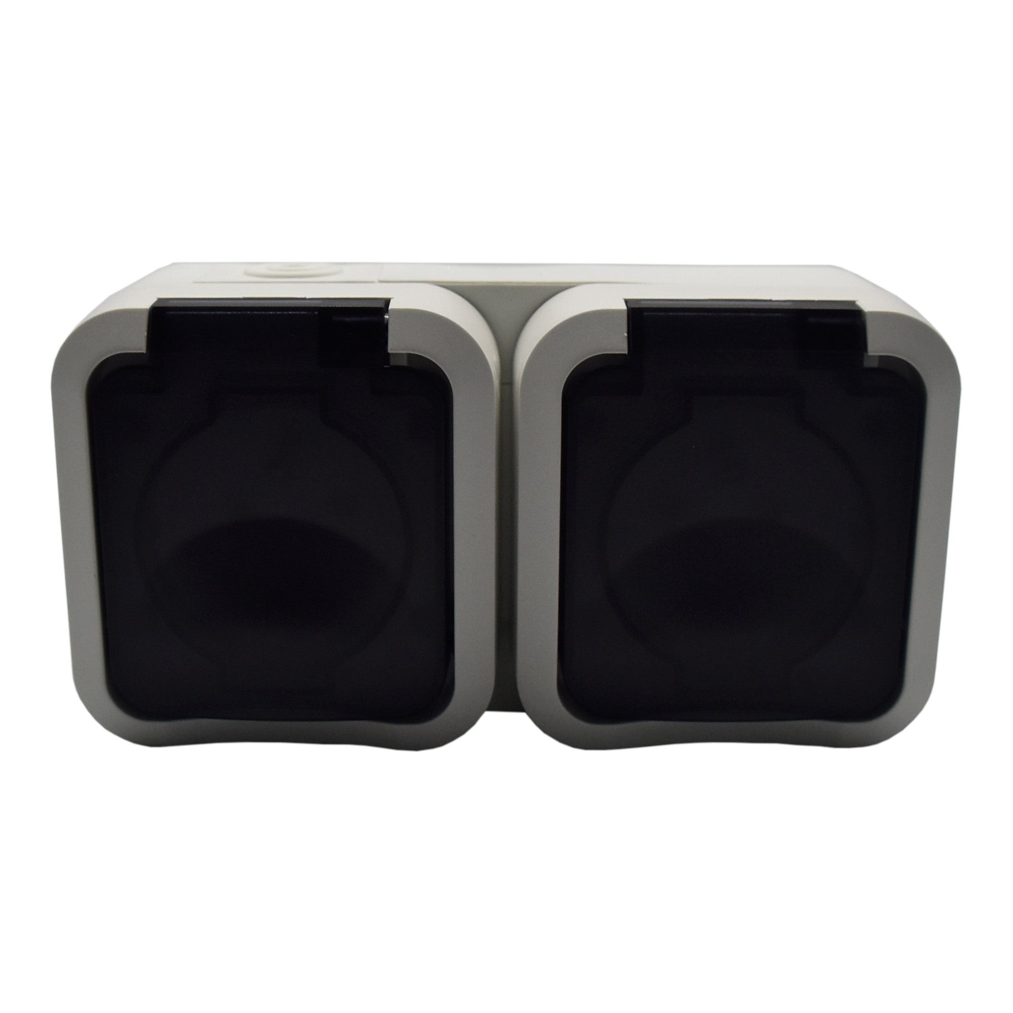 Aqua Pro biały gniazdo 2x2P+Z z klapką IP55