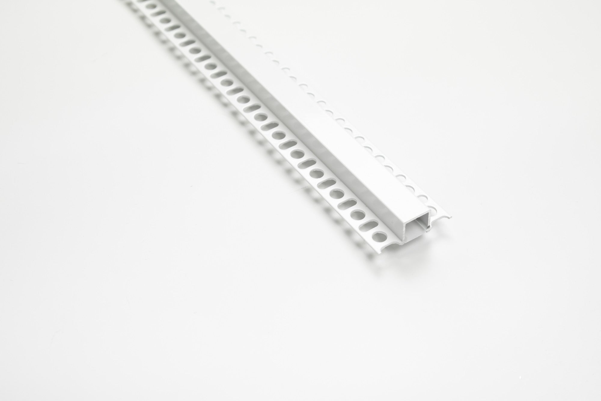 Zestaw profili Gaudi aluminiowy natynkowy do taśm LED 8-10mm lakierowany biały 2m 13x20mm